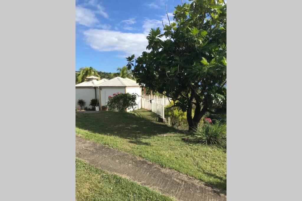 Le Morne Charlotte Villa ลาการ์เบต์ ภายนอก รูปภาพ